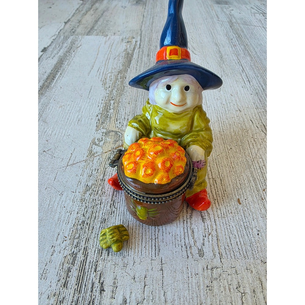 Vintage Greenbrier witch cauldron trinket box jewelry‎ spider Halloween decor